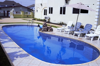 kingsbridge royale hotel