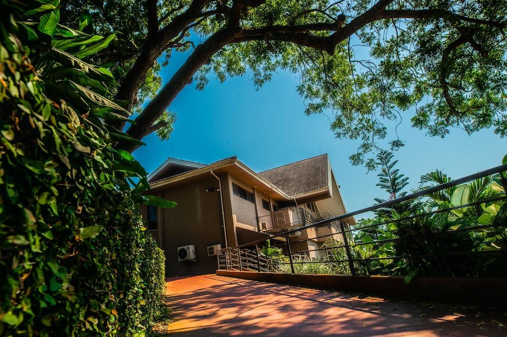 Ridge Royal Hotel,Cape Coast>>Biriwa,3 star