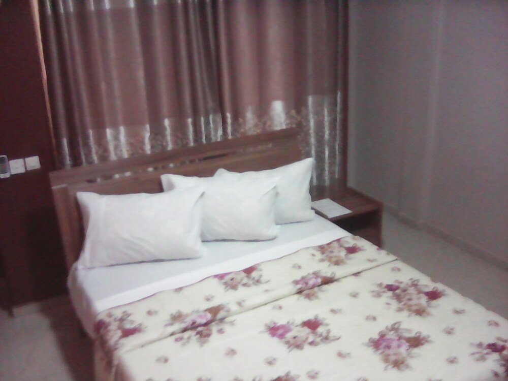 golden key hotel
