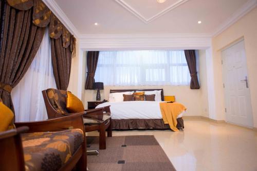 the ritzz exclusive guest house