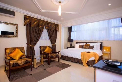 the ritzz exclusive guest house