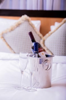 eden vale hotel and executive training cen