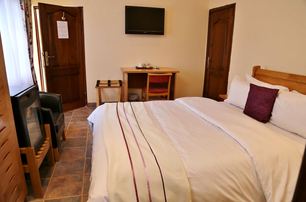 eden vale hotel and executive training cen