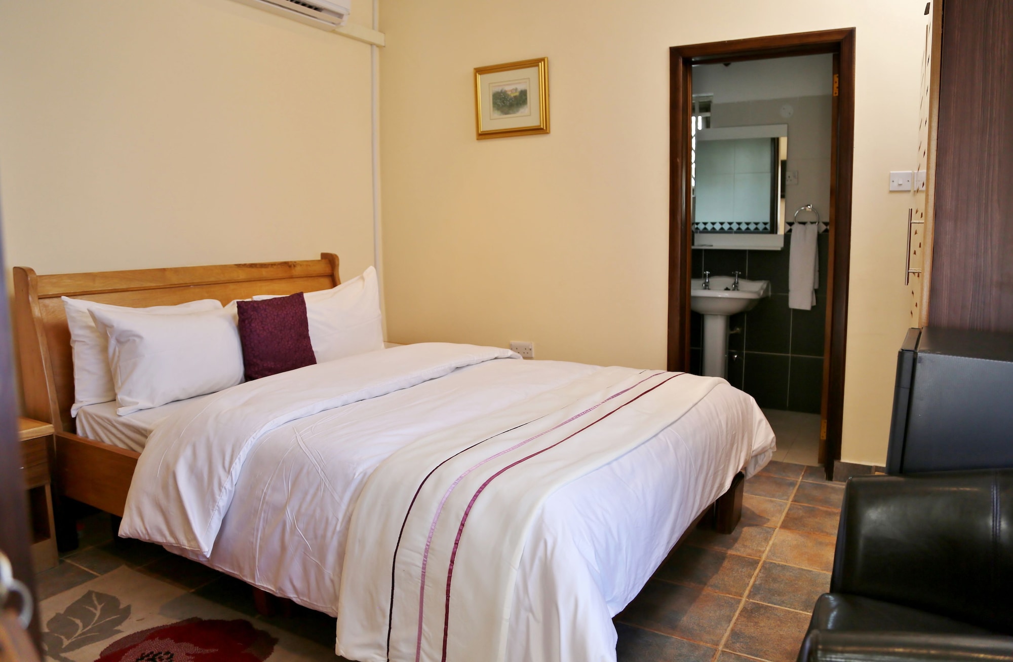 Eden Vale Hotel & Executive Training Cen,Tema>>Accra,4 star