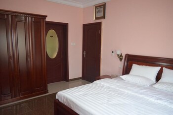 precious guest lodge