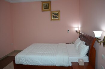 precious guest lodge