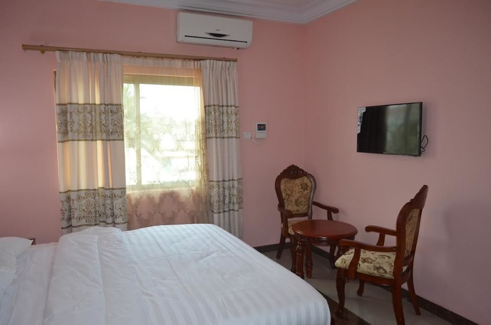 precious guest lodge