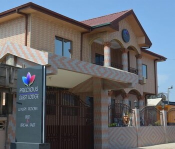 precious guest lodge