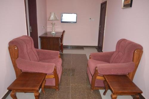 precious guest lodge