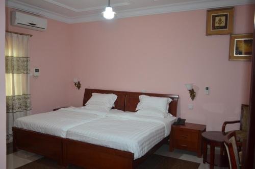 precious guest lodge
