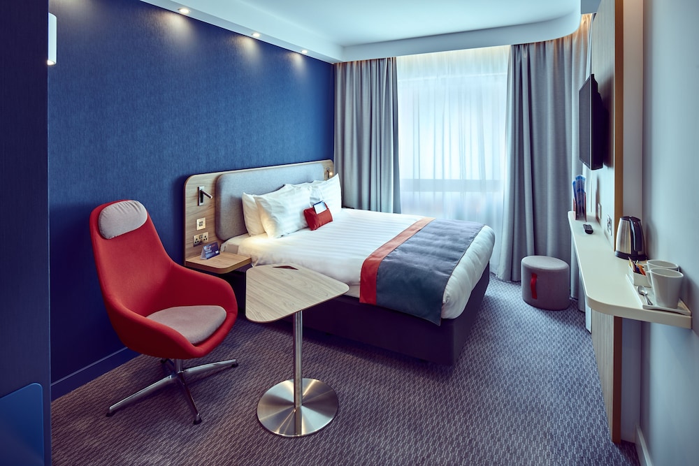 holiday inn express gibraltar by ihg