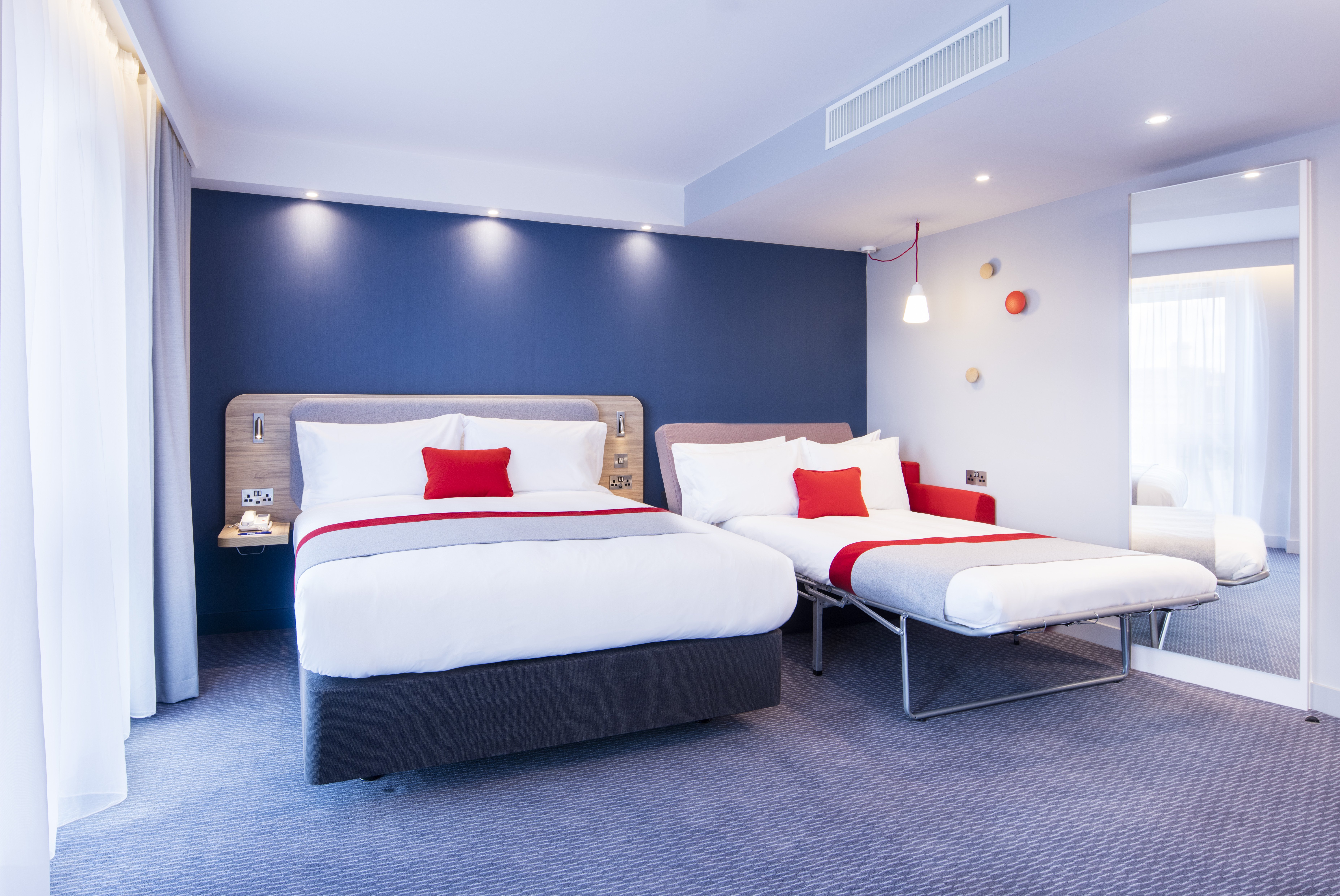 holiday inn express gibraltar by ihg