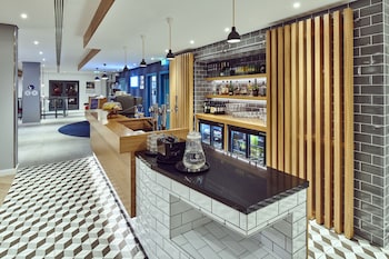 holiday inn express gibraltar by ihg