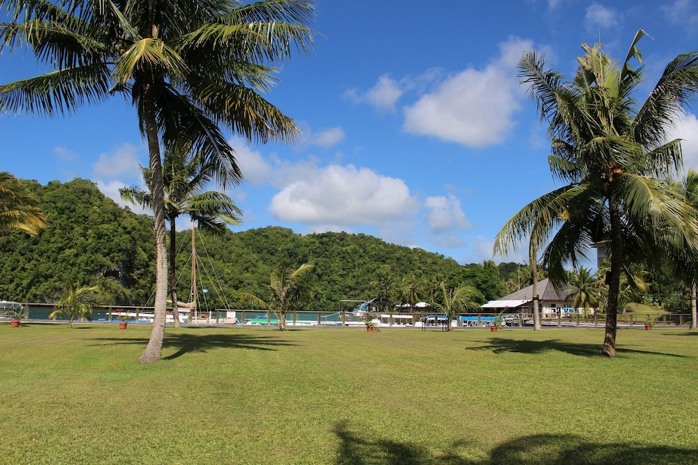 cove resort palau