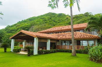 hotel playa cambutal