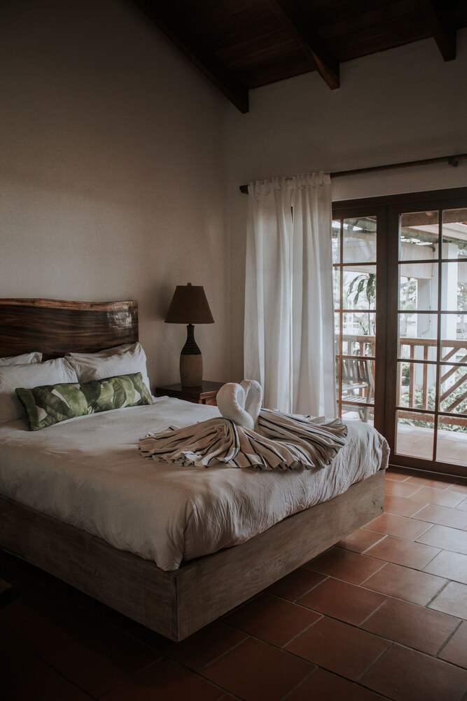 hotel playa cambutal