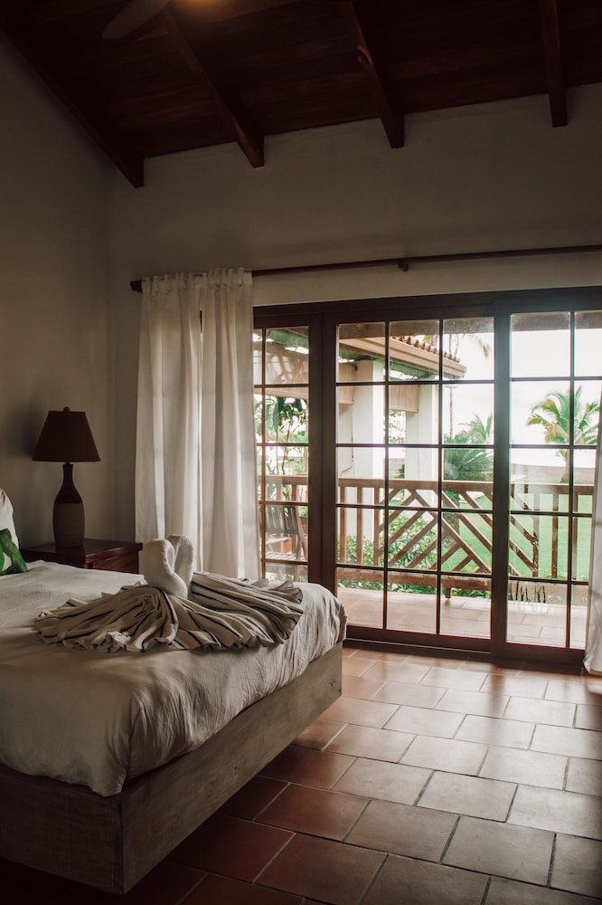 hotel playa cambutal