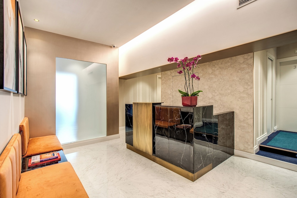 babuino palace and suites