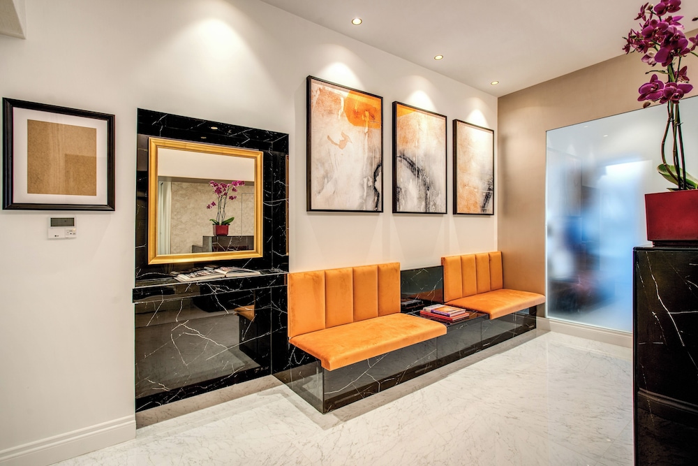 babuino palace and suites