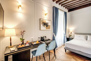 babuino palace and suites