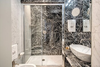 babuino palace and suites