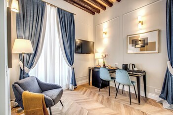 babuino palace and suites