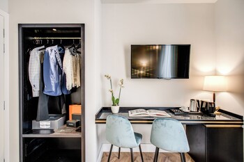 babuino palace and suites