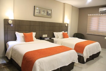 howard johnson by wyndham ciudad del este