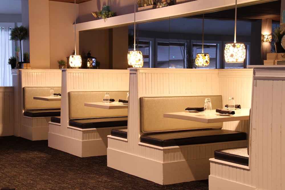 The Cove At Yarmouth,In West Yarmouth (Yarmouth),3 star