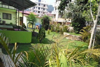 backpackers home