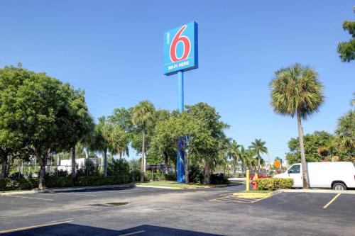 Motel 6 Lantana, Fl,Manalapan>>Lantana,2 star