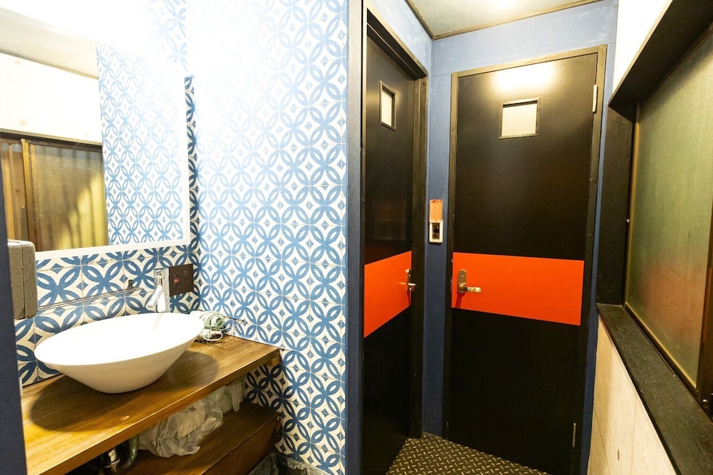 ohmachi junxion hostel