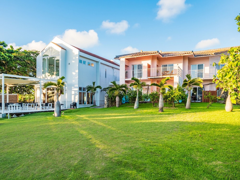 the beach terrace hotel ao ishigaki