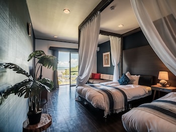 the beach terrace hotel ao ishigaki