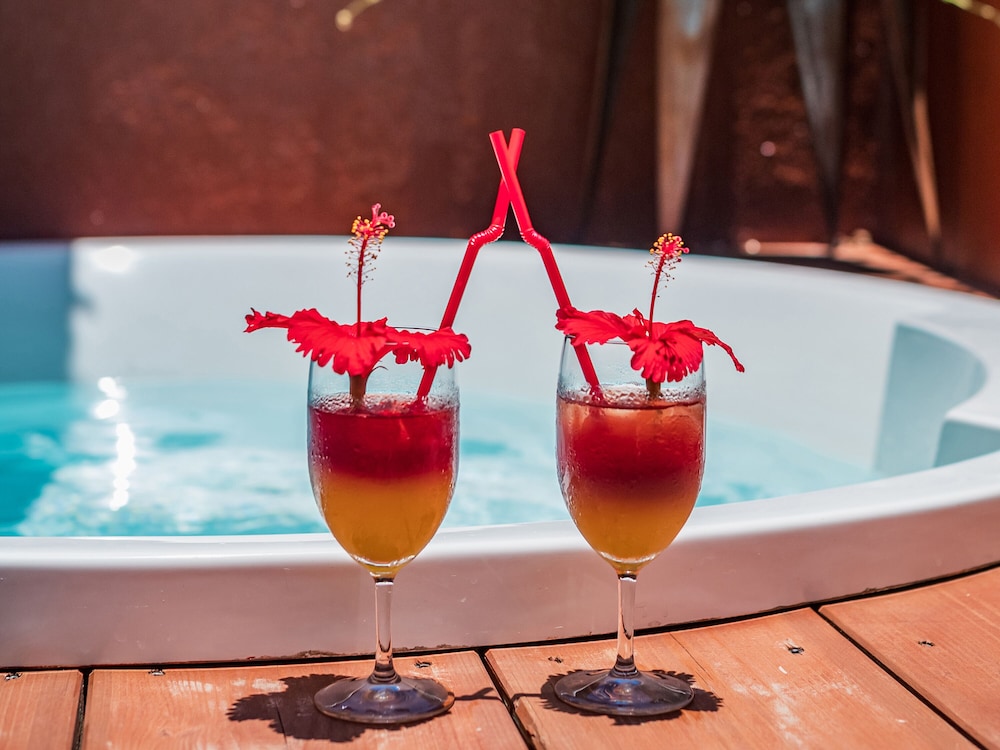 the beach terrace hotel ao ishigaki