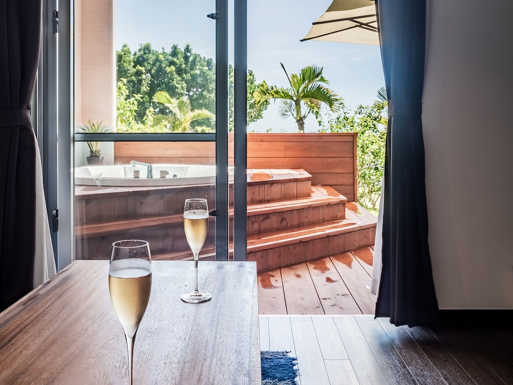 the beach terrace hotel ao ishigaki