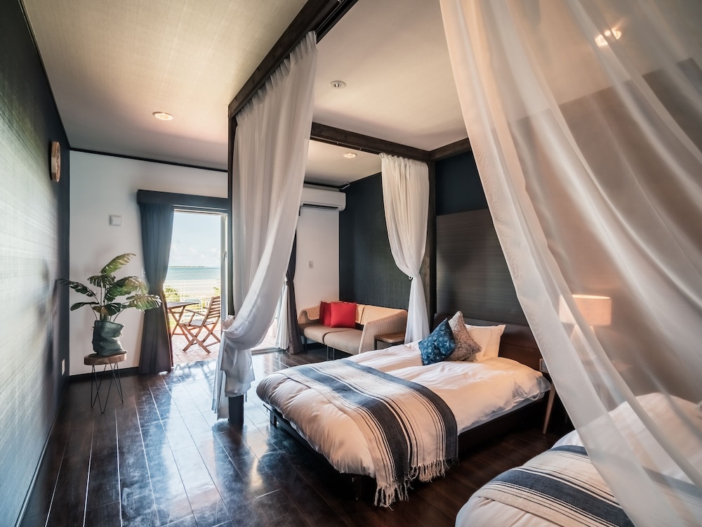 the beach terrace hotel ao ishigaki