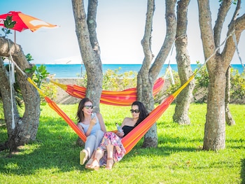 the beach terrace hotel ao ishigaki