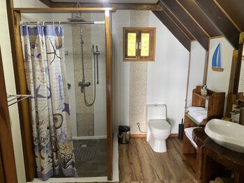 mouggae blues villas