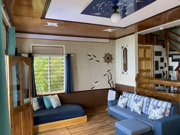 mouggae blues villas