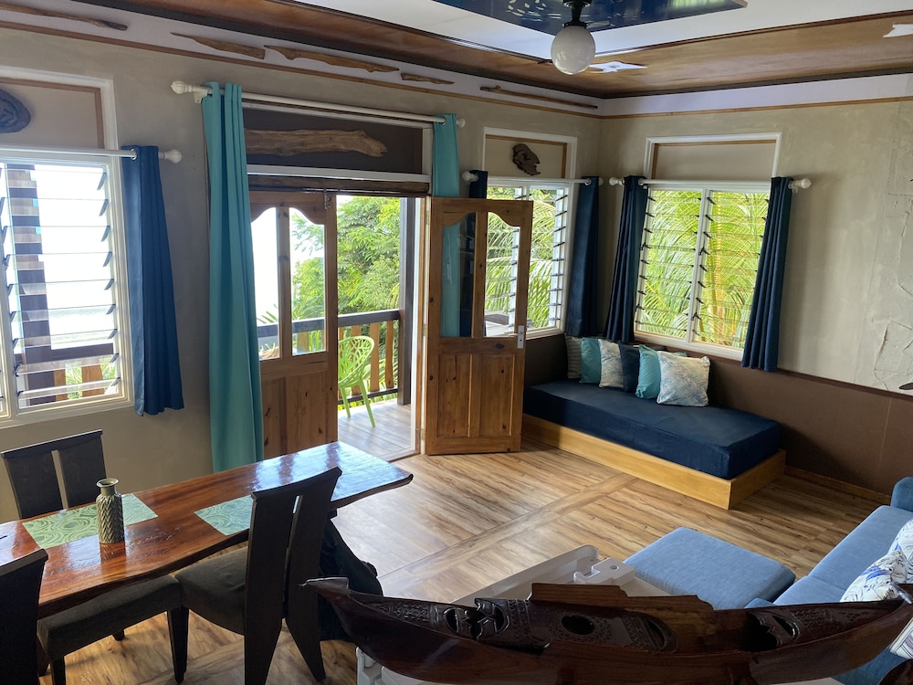 mouggae blues villas