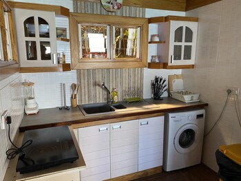 mouggae blues villas