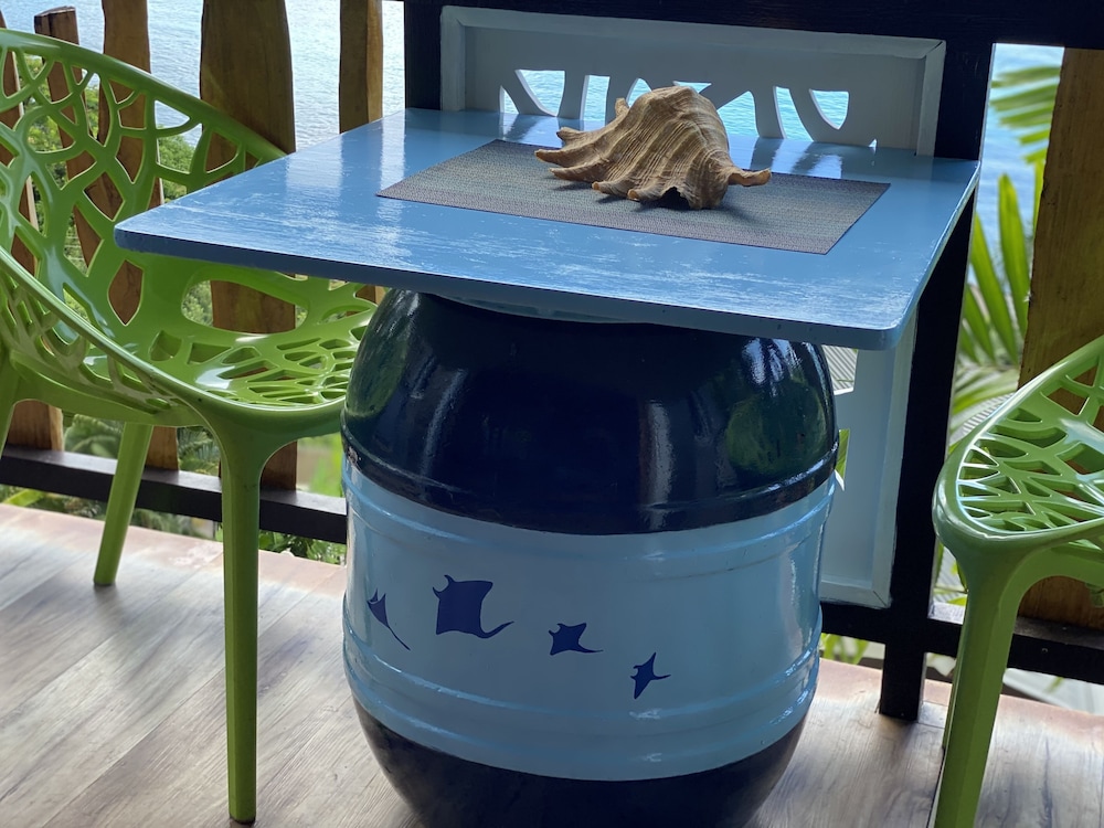 mouggae blues villas