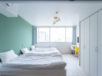 reality hakata 2 hotel