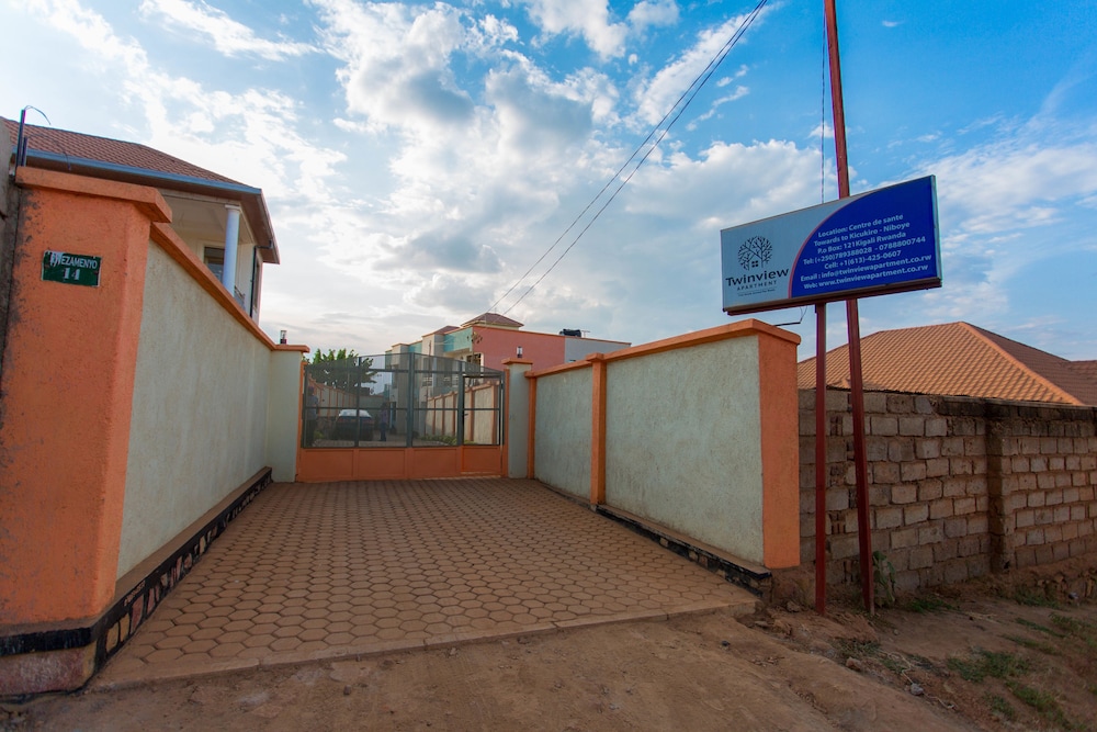 twinview apartments