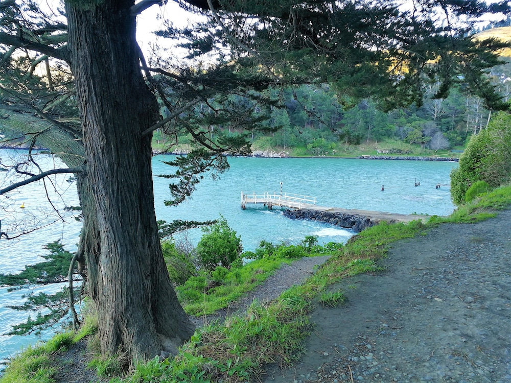 lyttelton boatique house