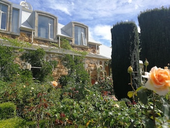 lyttelton boatique house