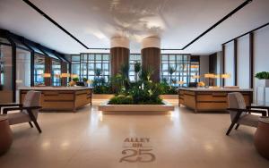 andaz singapore a concept by hyatt