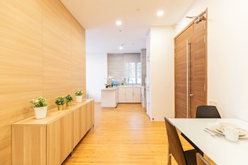 thanksgiving serviced residence sg clean