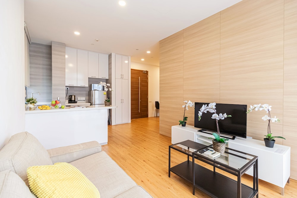 thanksgiving serviced residence sg clean